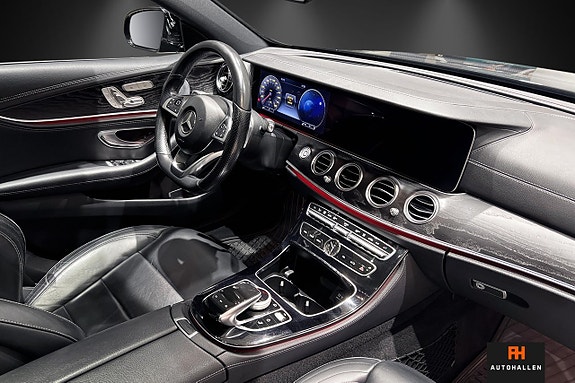 Mercedes-Benz E220 24 of 25