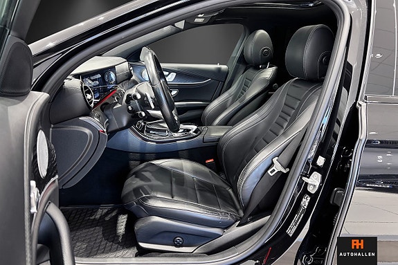 Mercedes-Benz E220 10 of 25