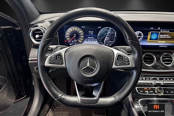 Mercedes-Benz E220 12 of 25