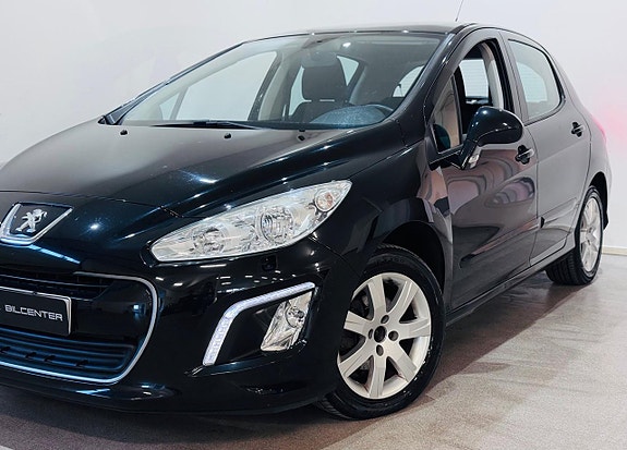 Peugeot 308 3 of 5