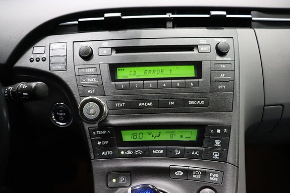 Toyota Prius 17 of 21