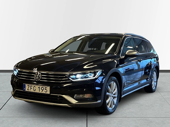 Volkswagen Passat Alltrack 16 of 24