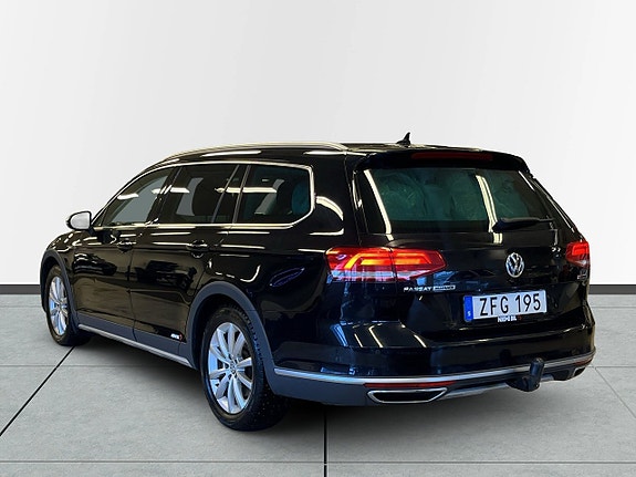 Volkswagen Passat Alltrack 5 of 5