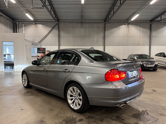 BMW 320 7 of 18