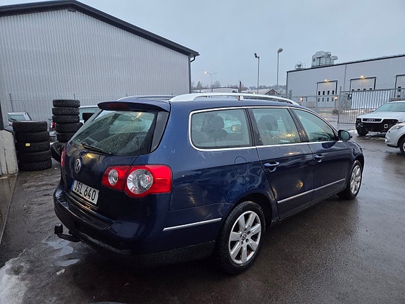 Volkswagen Passat 5 of 12