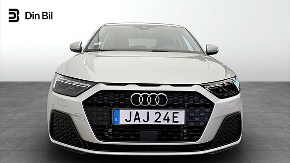 Audi A1 4 of 12