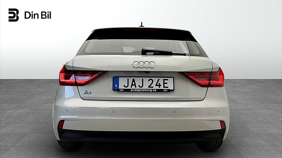 Audi A1 5 of 12
