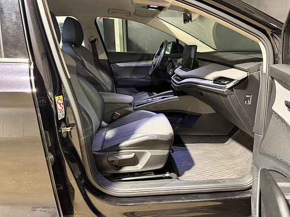 Skoda Enyaq 6 of 17