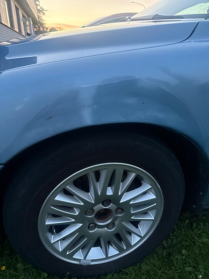 Volvo V70 3 of 5