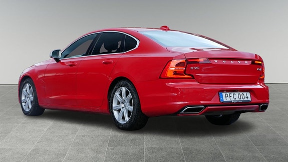 Volvo S90 4 of 5