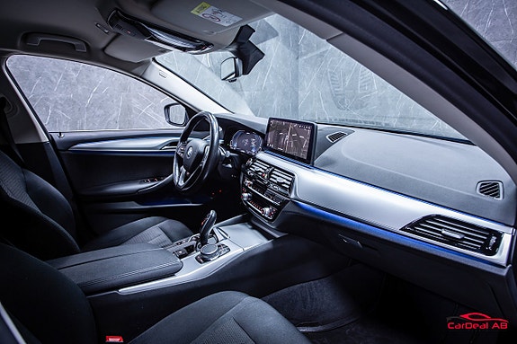 BMW 530e 14 of 29