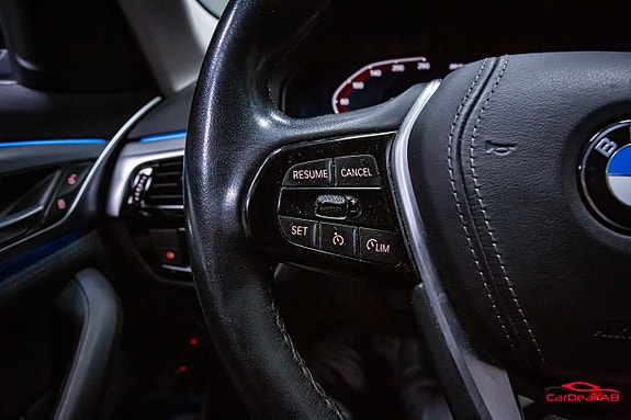 BMW 530e 20 of 29