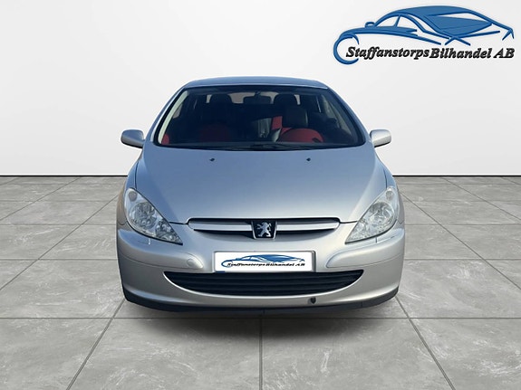 Peugeot 307 2 of 5
