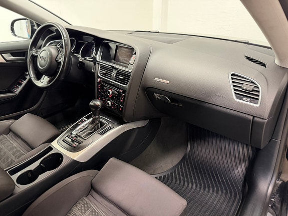 Audi A5 9 of 16