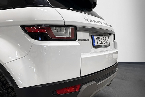 Land Rover Range Rover Evoque 9 of 28