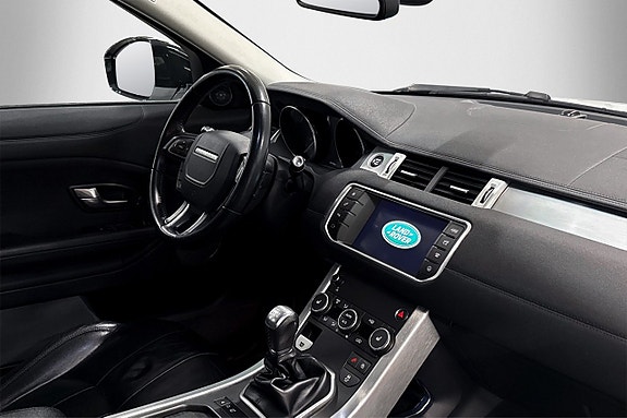 Land Rover Range Rover Evoque 18 of 28