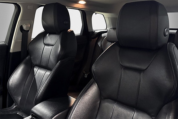 Land Rover Range Rover Evoque 14 of 28