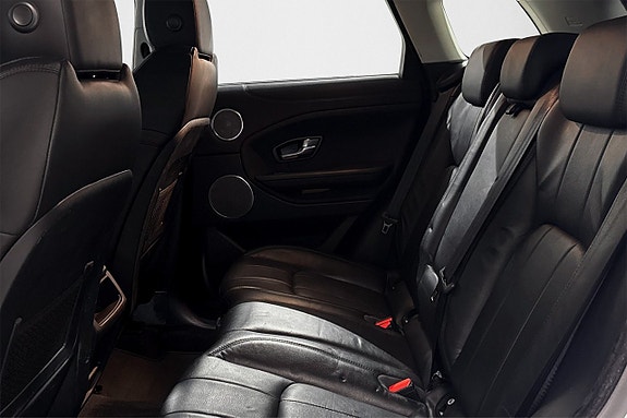 Land Rover Range Rover Evoque 21 of 28
