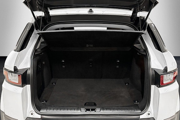 Land Rover Range Rover Evoque 24 of 28