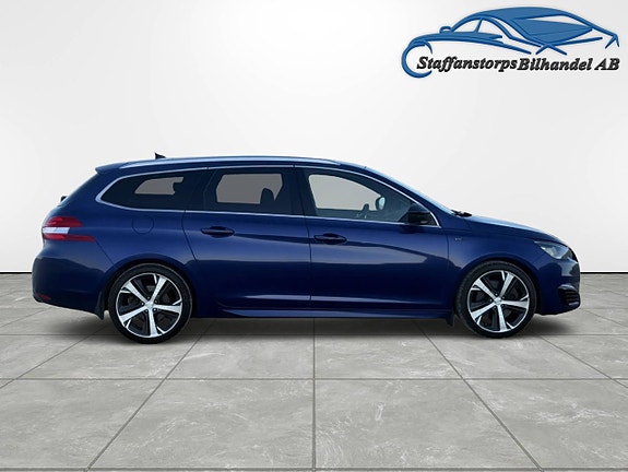 Peugeot 308 4 of 5