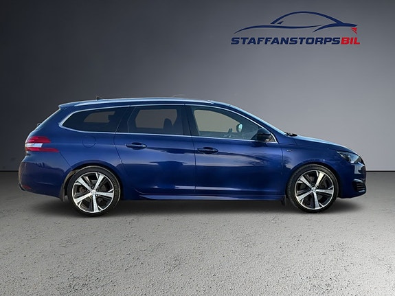 Peugeot 308 4 of 13