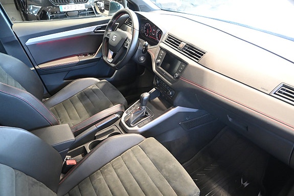 Seat Arona 10 of 19
