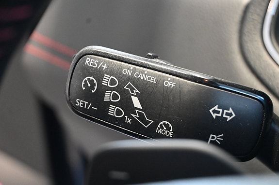 Seat Arona 16 of 19