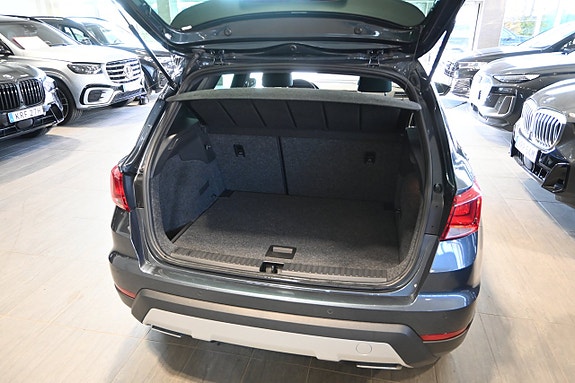 Seat Arona 15 of 19
