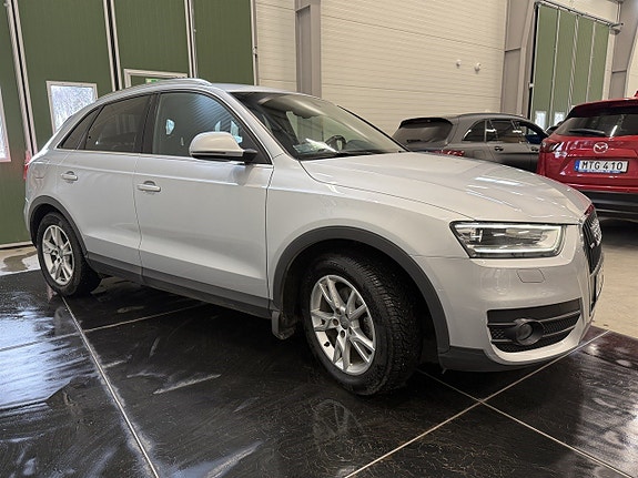 Audi Q3 12 of 30