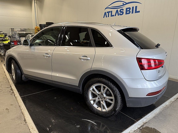 Audi Q3 3 of 5