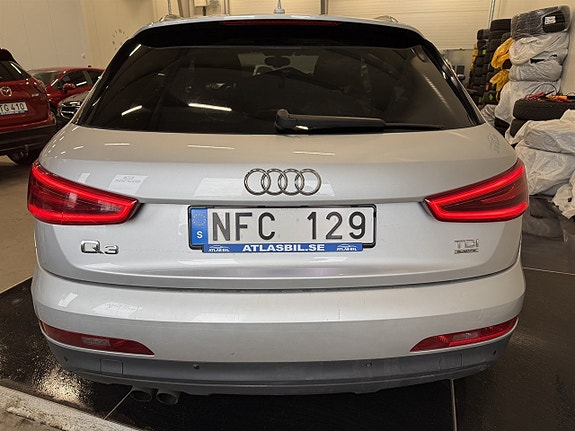 Audi Q3 6 of 30