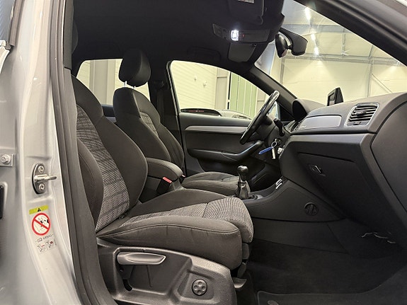 Audi Q3 18 of 30