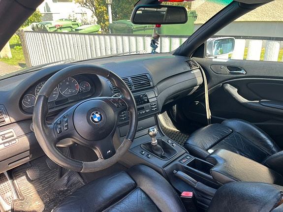 BMW 330Ci 6 of 7