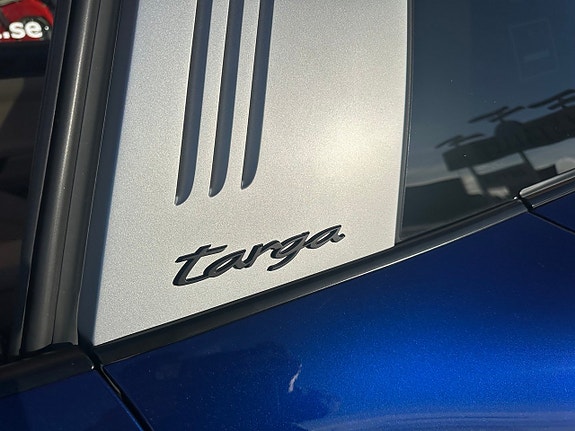 Porsche 911 Targa 4 GTS 23 of 29