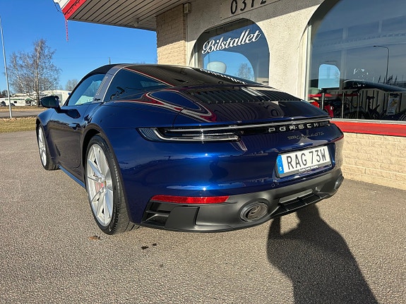 Porsche 911 Targa 4 GTS 29 of 29