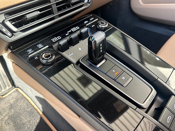 Porsche 911 Targa 4 GTS 14 of 29