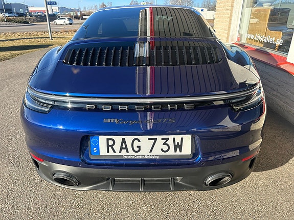 Porsche 911 Targa 4 GTS 12 of 29
