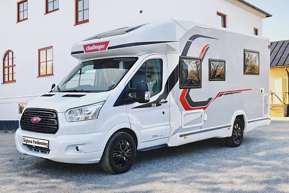 Ford Challenger Graphite 288, Quennbed,Taksäng, 5 pass,