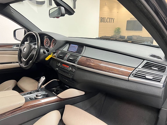 BMW X6 9 of 17