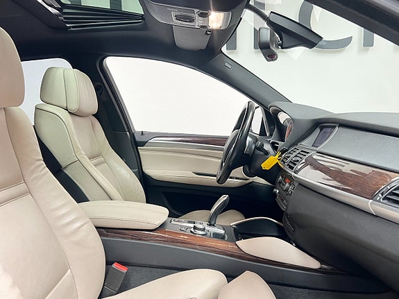 BMW X6 10 of 17