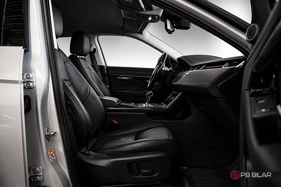 Land Rover Range Rover Evoque 12 of 24