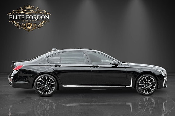 BMW 730 2 of 5