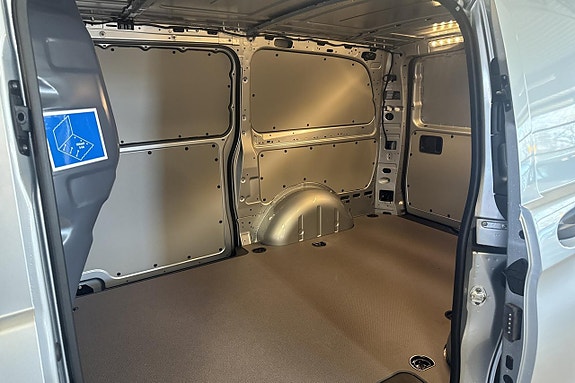 Mercedes-Benz Vito 119 13 of 15