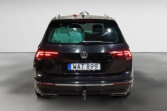 Volkswagen Tiguan 6 of 14