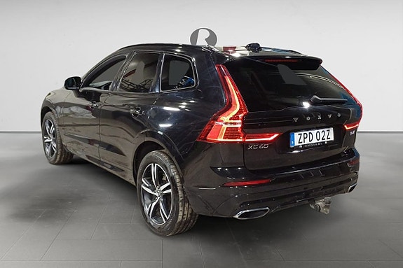 Volvo XC60 5 of 17
