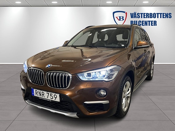 BMW X1 4 of 5