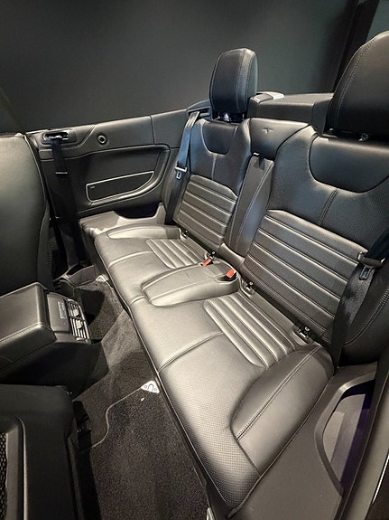 Land Rover Range Rover Evoque 10 of 17