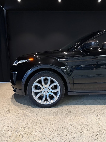 Land Rover Range Rover Evoque 5 of 5