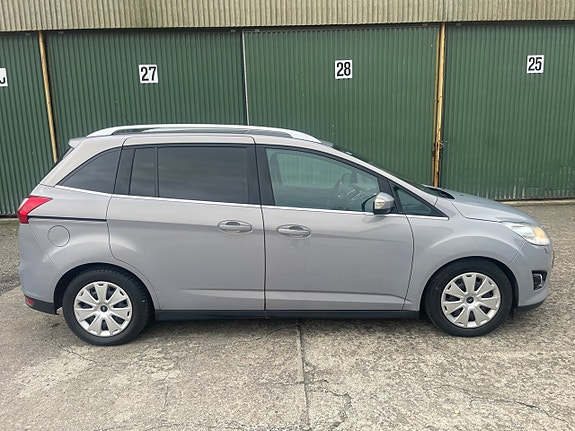 Ford Grand C-MAX 7 of 16