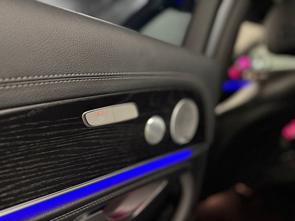 Mercedes-Benz E400 20 of 30